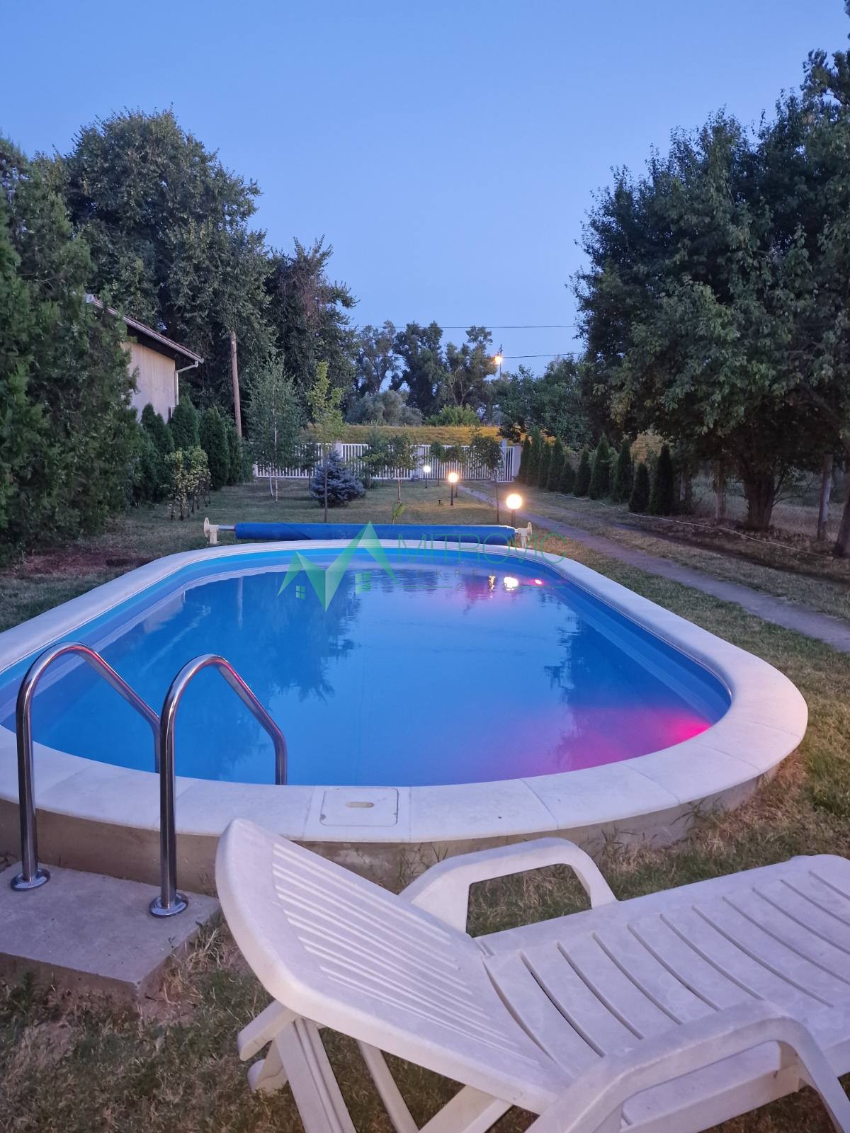 Kuća Prodaja Futog  122 m2