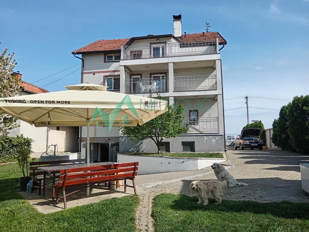 Kuća Prodaja Kać Kuća Prodaja Kać 478 m2