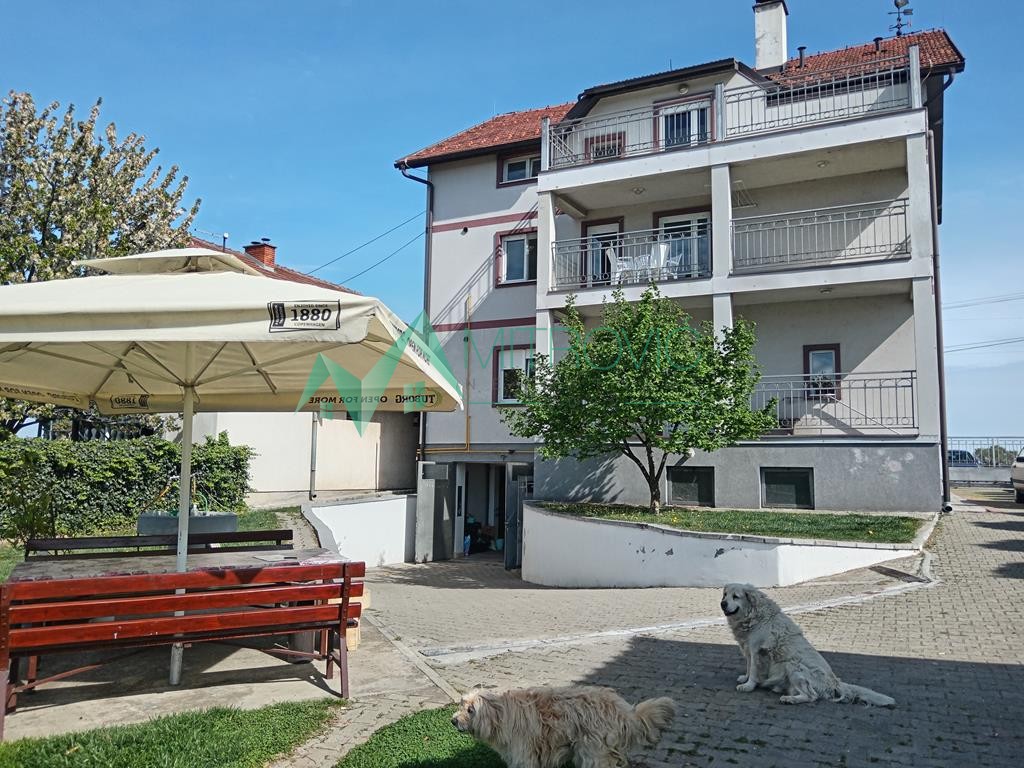 Kuća Prodaja Kać Kuća Prodaja Kać 478 m2