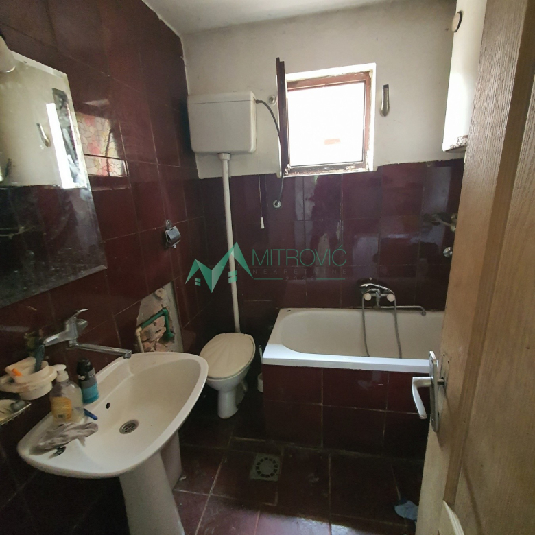Kuća Prodaja Kać  161 m2