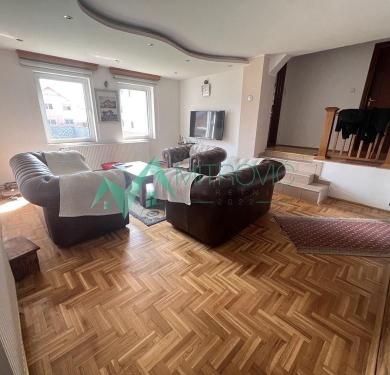 Kuća Prodaja Novi Sad  260 m2