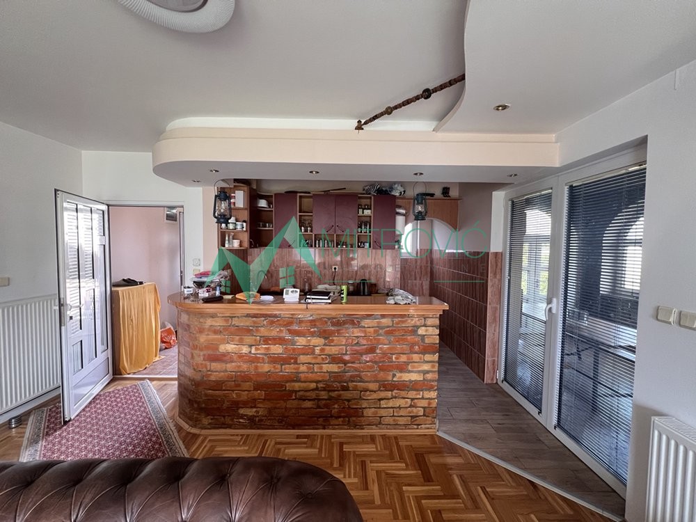 Kuća Prodaja Novi Sad  260 m2
