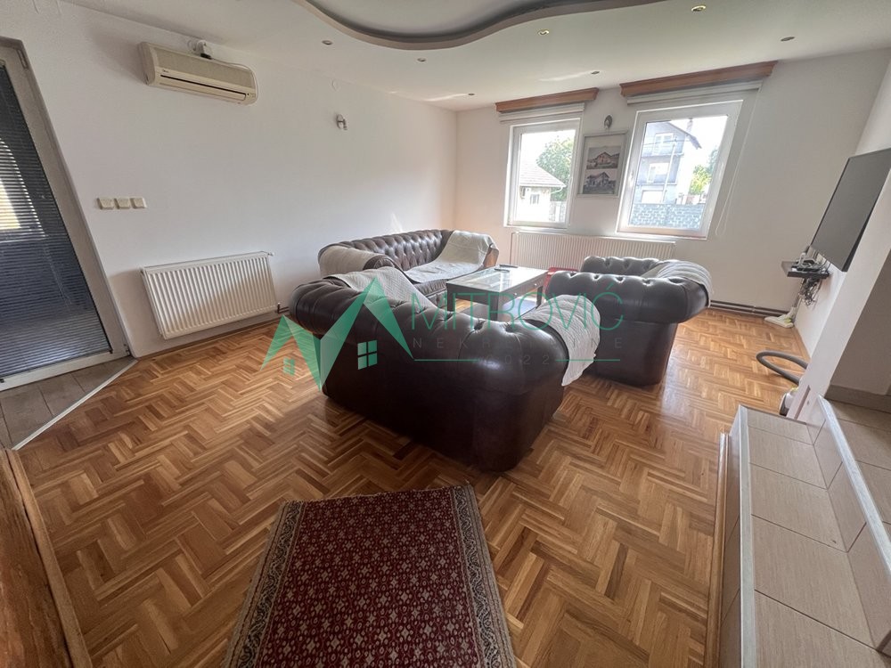 Kuća Prodaja Novi Sad  260 m2