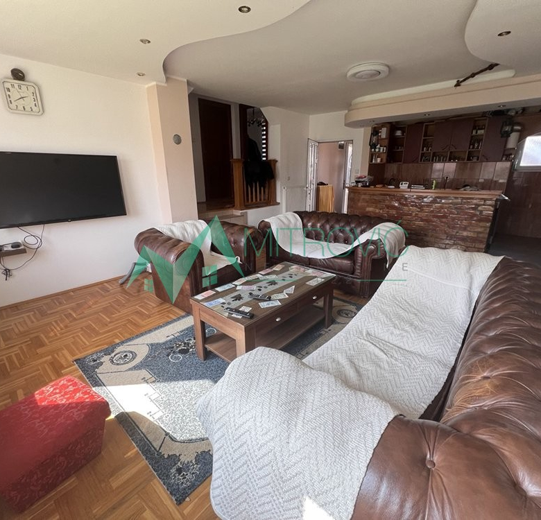 Kuća Prodaja Novi Sad  260 m2