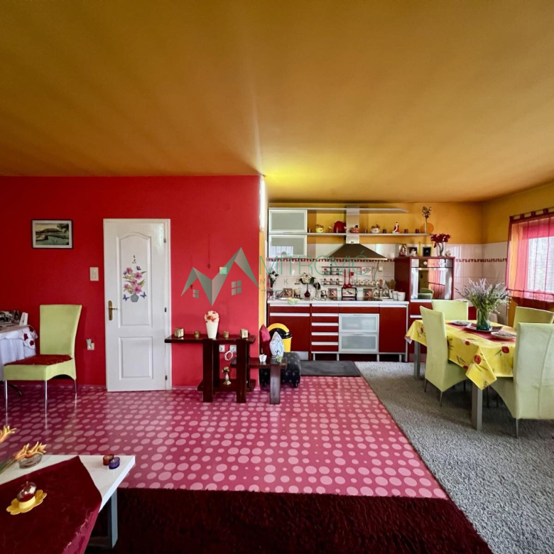 Kuća Prodaja Novi Sad  171 m2