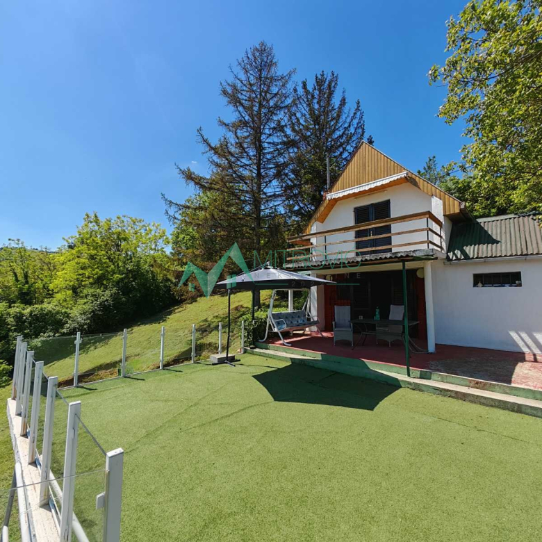 Kuća Prodaja Sremska Kamenica  57 m2