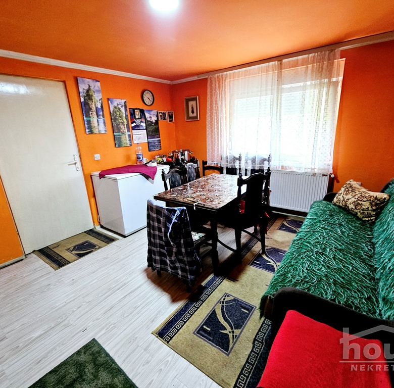 Kuća Prodaja Novi Sad  220 m2