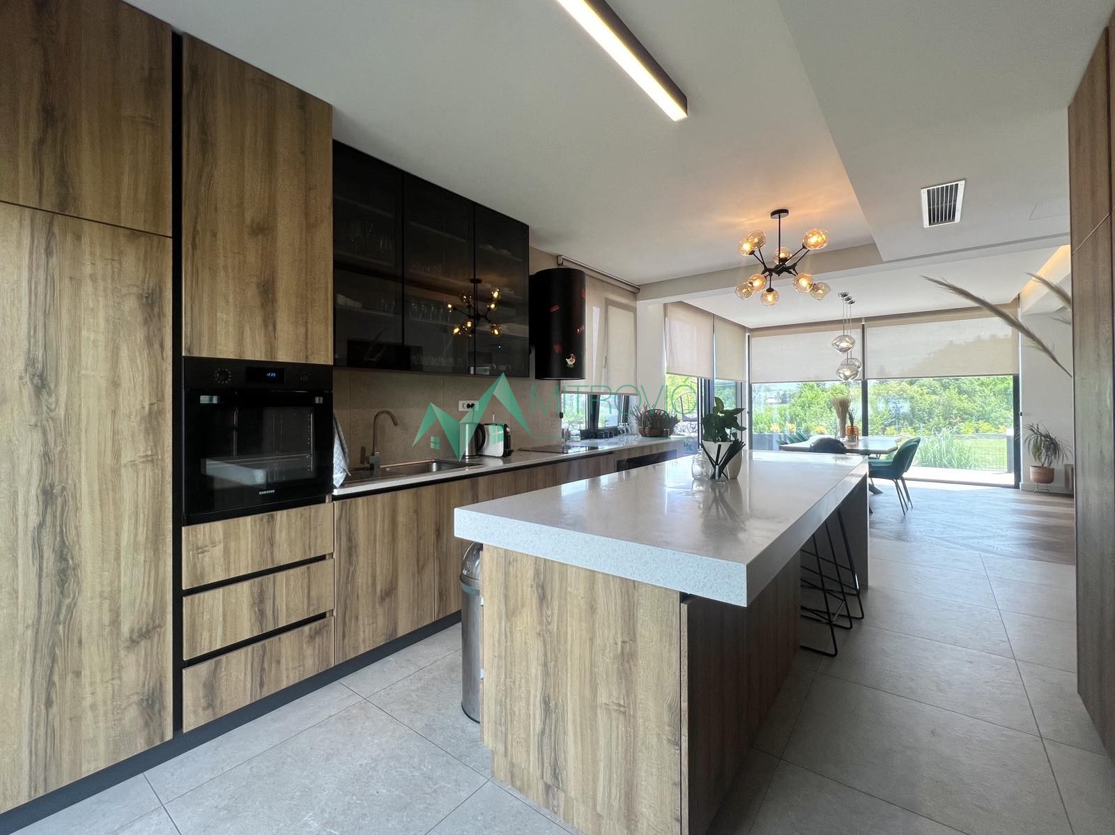 Kuća Prodaja Petrovaradin Kuća Prodaja Petrovaradin 360 m2