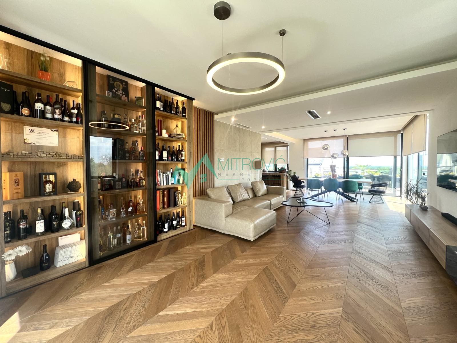 Kuća Prodaja Petrovaradin Kuća Prodaja Petrovaradin 360 m2