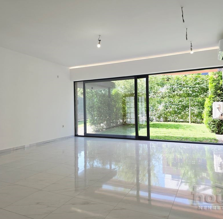 Kuća Prodaja Novi Sad  181 m2