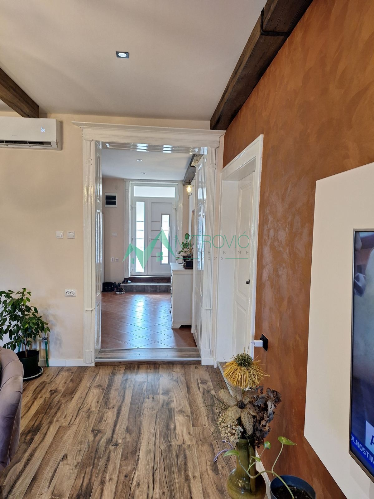 Kuća Prodaja Sremski Karlovci  224 m2