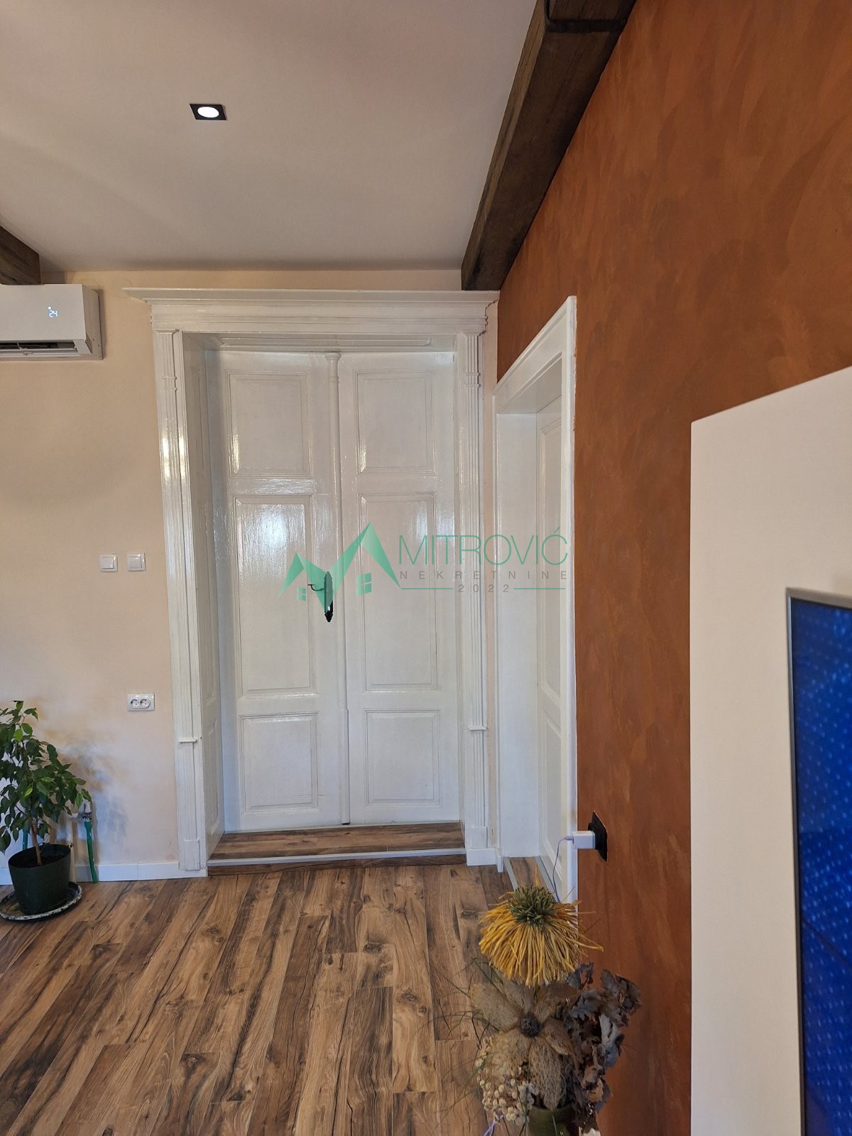 Kuća Prodaja Sremski Karlovci  224 m2
