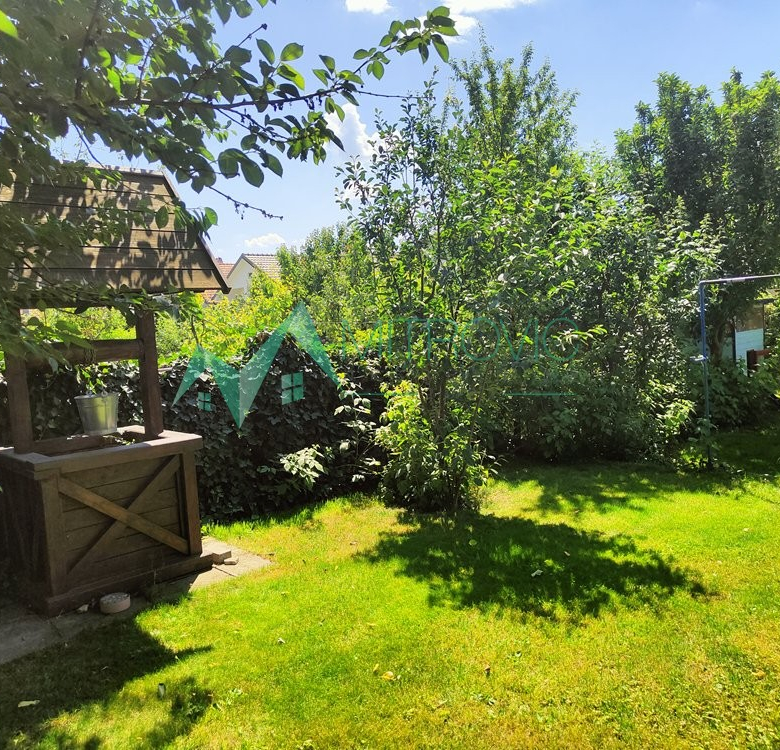 Kuća Prodaja Stari Banovci  260 m2
