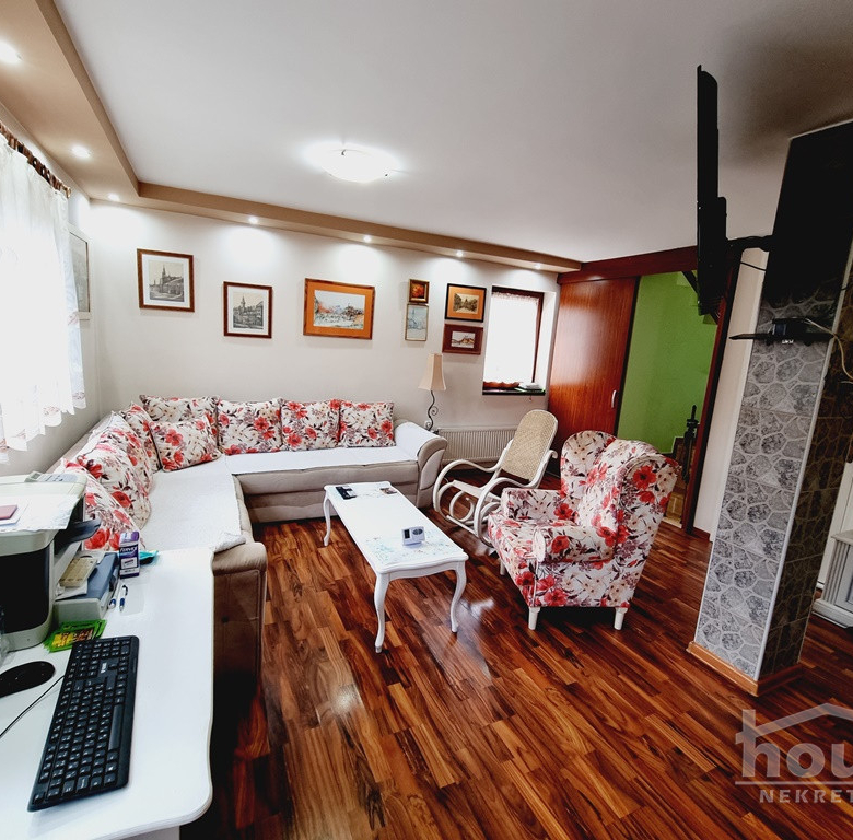 Kuća Prodaja Novi Sad  180 m2