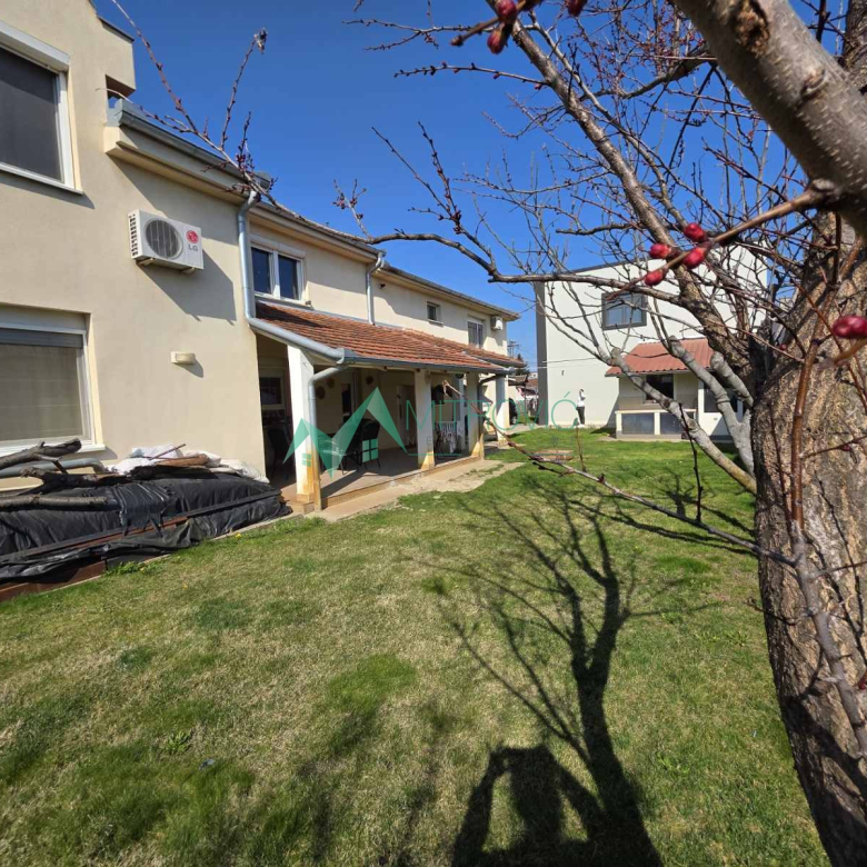Kuća Prodaja Novi Sad  93 m2