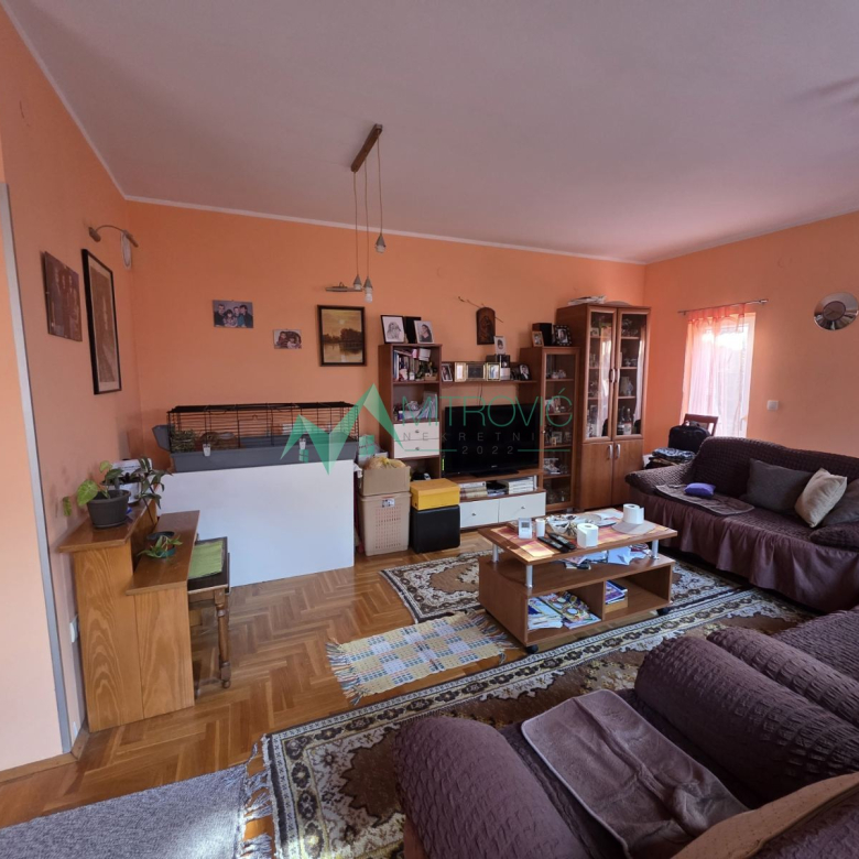 Kuća Prodaja Novi Sad  144 m2