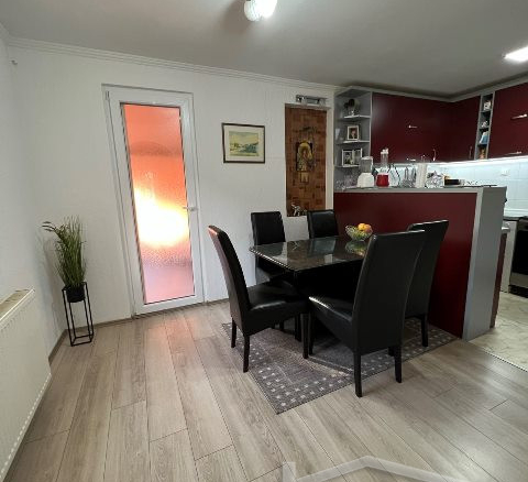 Kuća Prodaja Novi Sad  160 m2