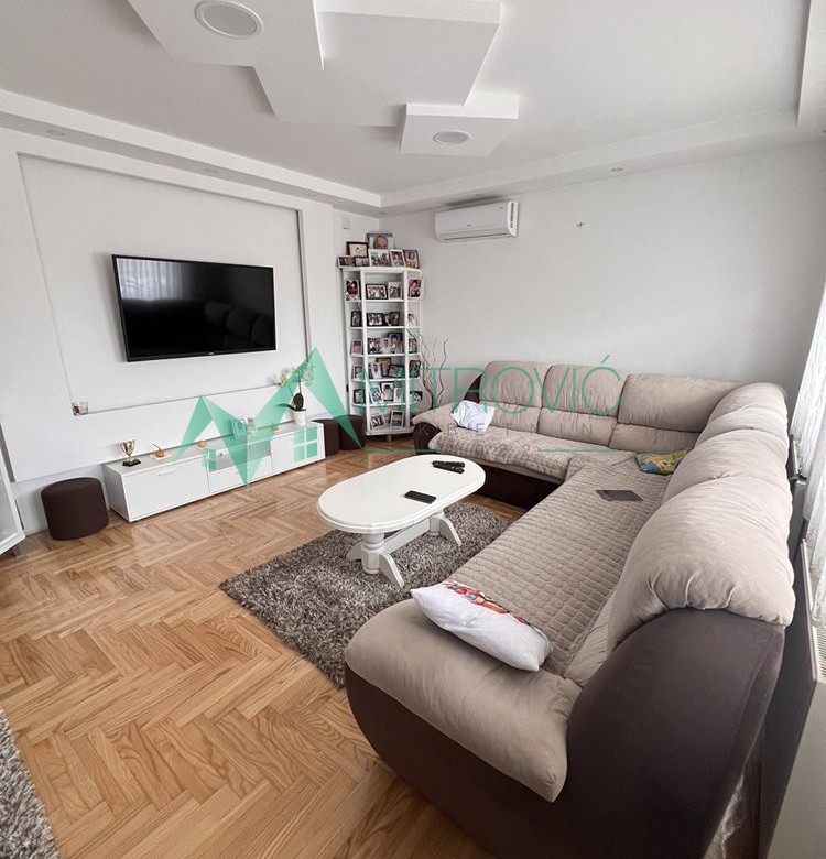 Kuća Prodaja Petrovaradin  95 m2
