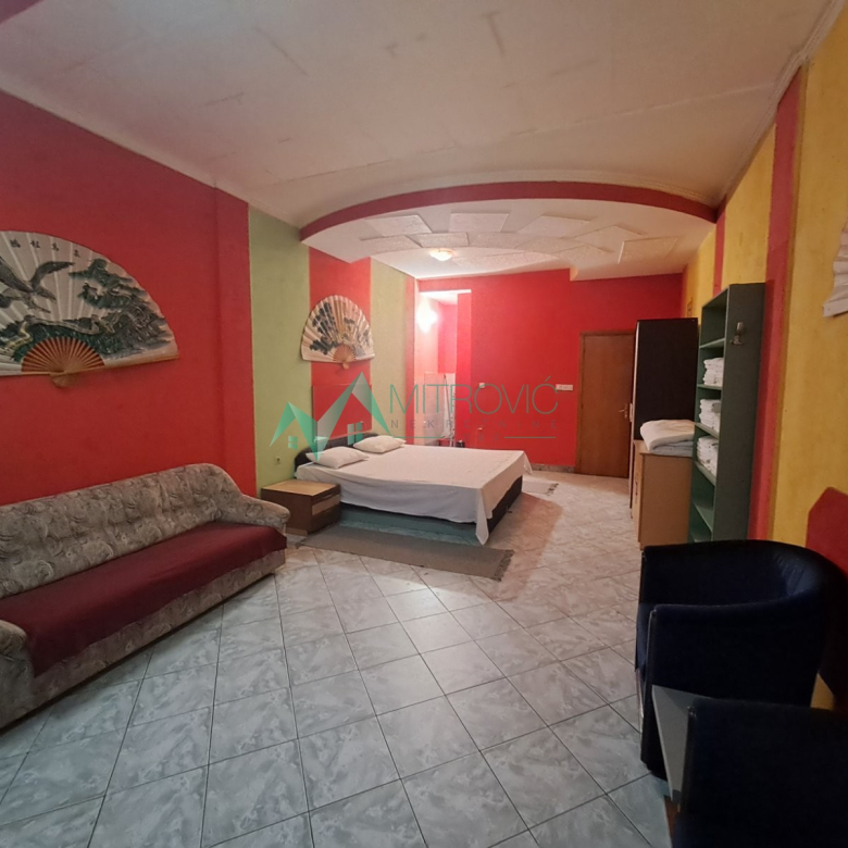 Lokal Prodaja Novi Sad  33 m2