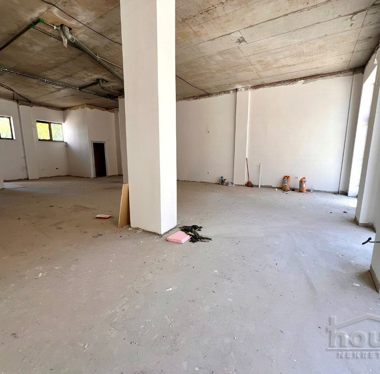 Lokal Prodaja Novi Sad  122 m2