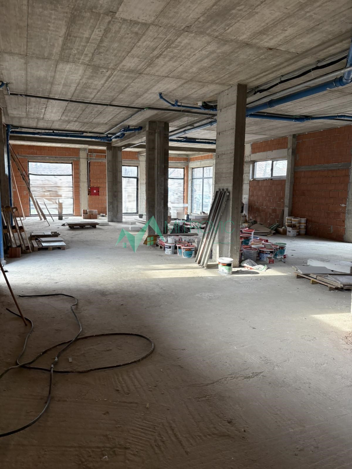 Lokal Prodaja Petrovaradin Lokal Prodaja Petrovaradin 303 m2