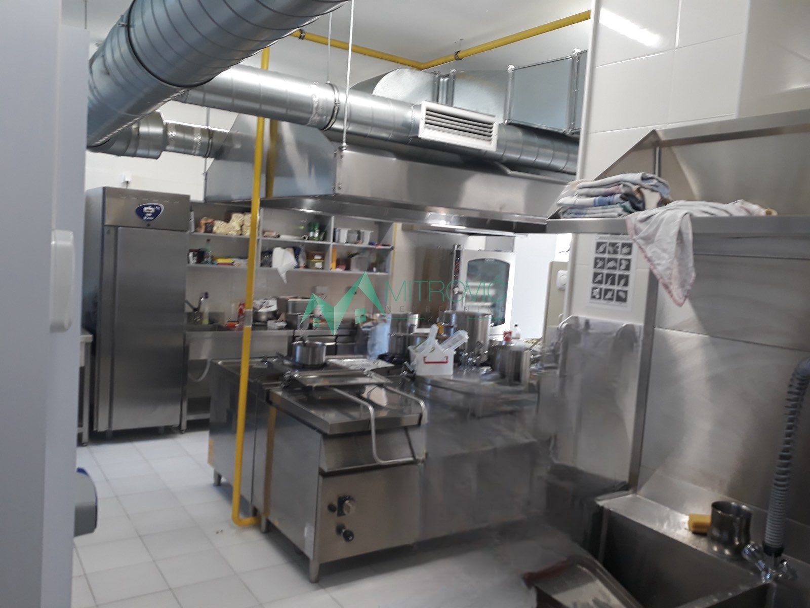 Lokal Prodaja Novi Sad  105 m2