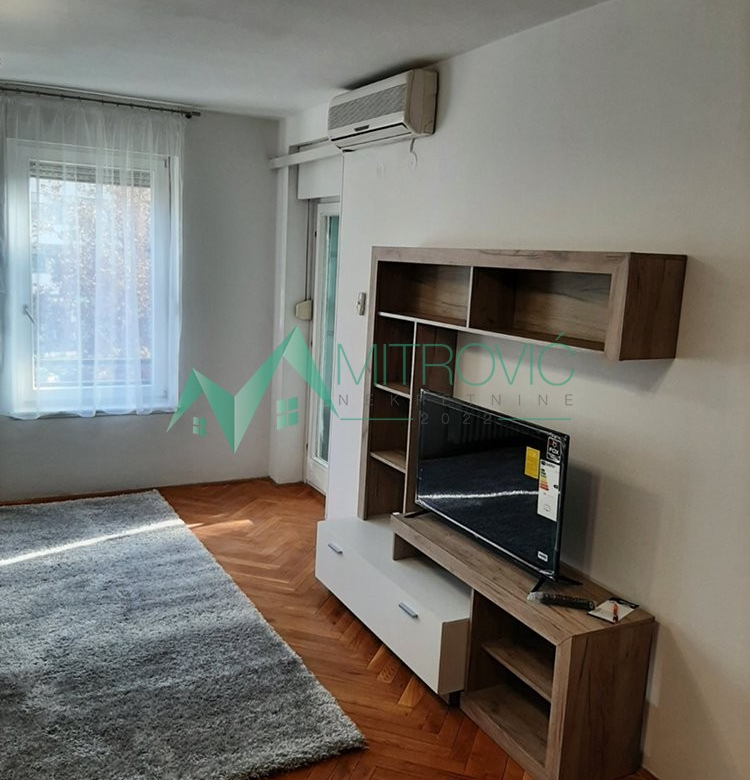 Stan Prodaja Novi Sad  57 m2