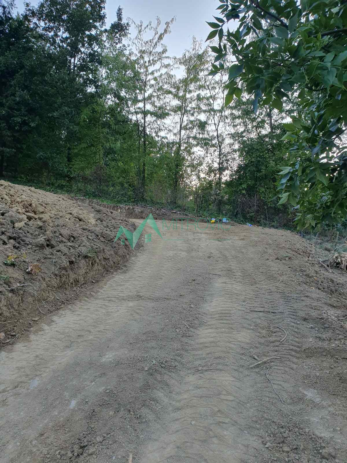 Plac Prodaja Beočin  556 m2