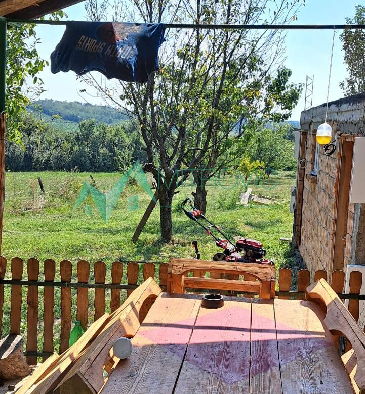 Plac Prodaja Irig  1381 m2
