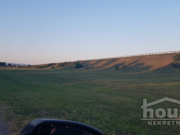 Plac Prodaja Novi Sad  16014 m2