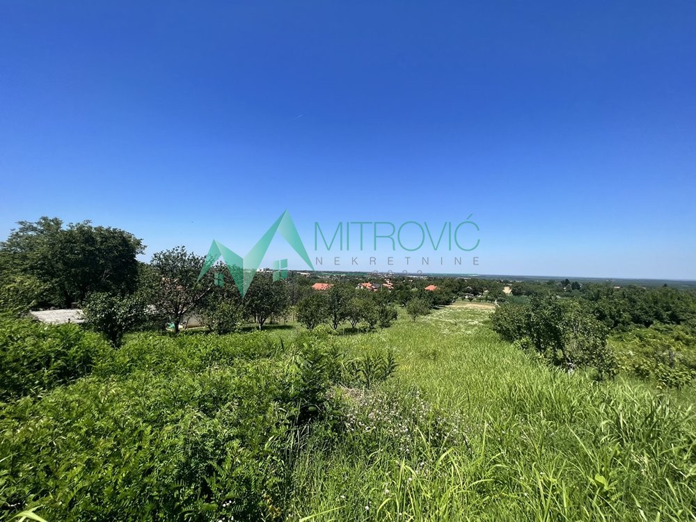 Plac Prodaja Petrovaradin  841 m2