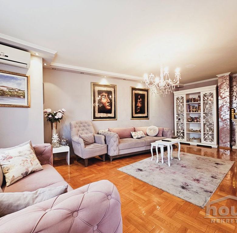 Stan Prodaja Novi Sad  124 m2