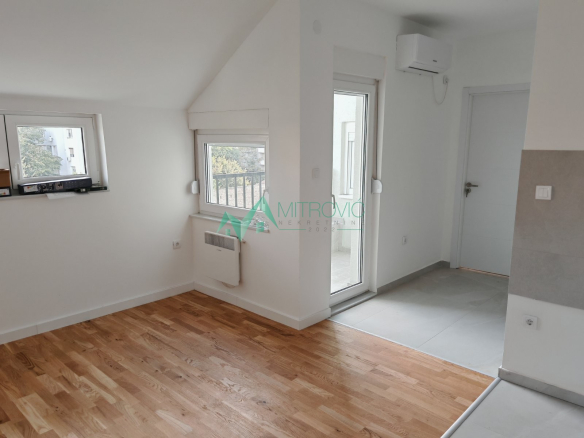 Stan Prodaja Novi Sad  37 m2