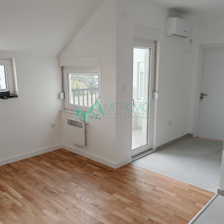 Stan Prodaja Novi Sad  37 m2