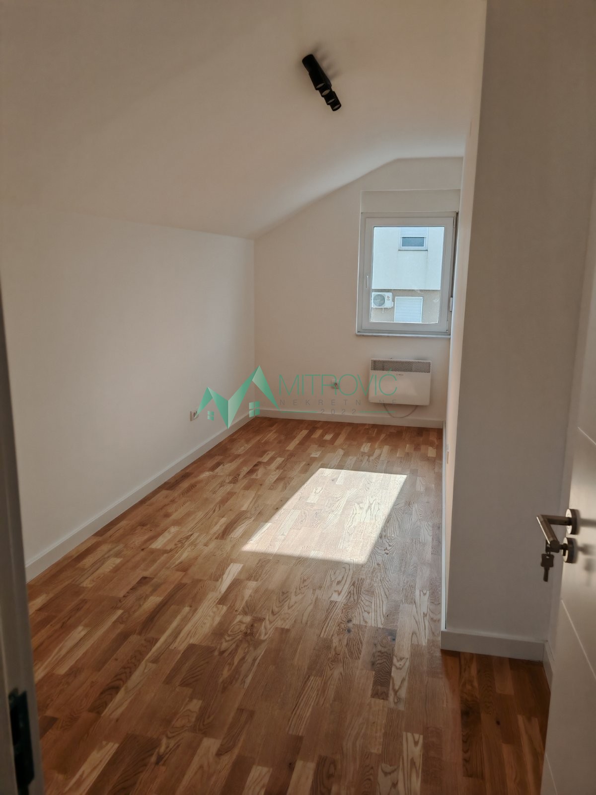 Stan Prodaja Novi Sad  37 m2