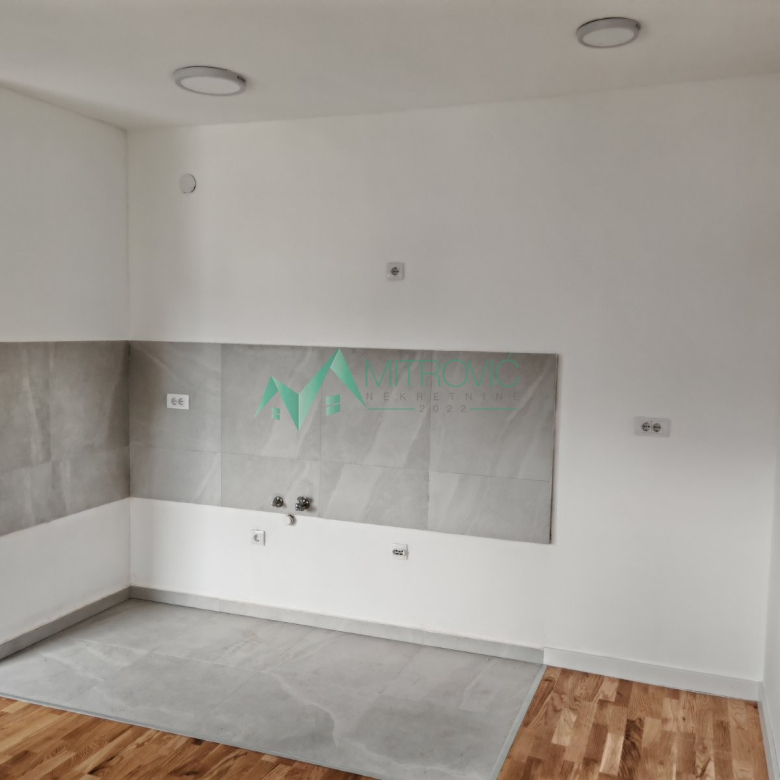 Stan Prodaja Novi Sad  37 m2