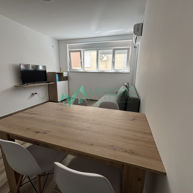 Stan Prodaja Novi Sad  37 m2