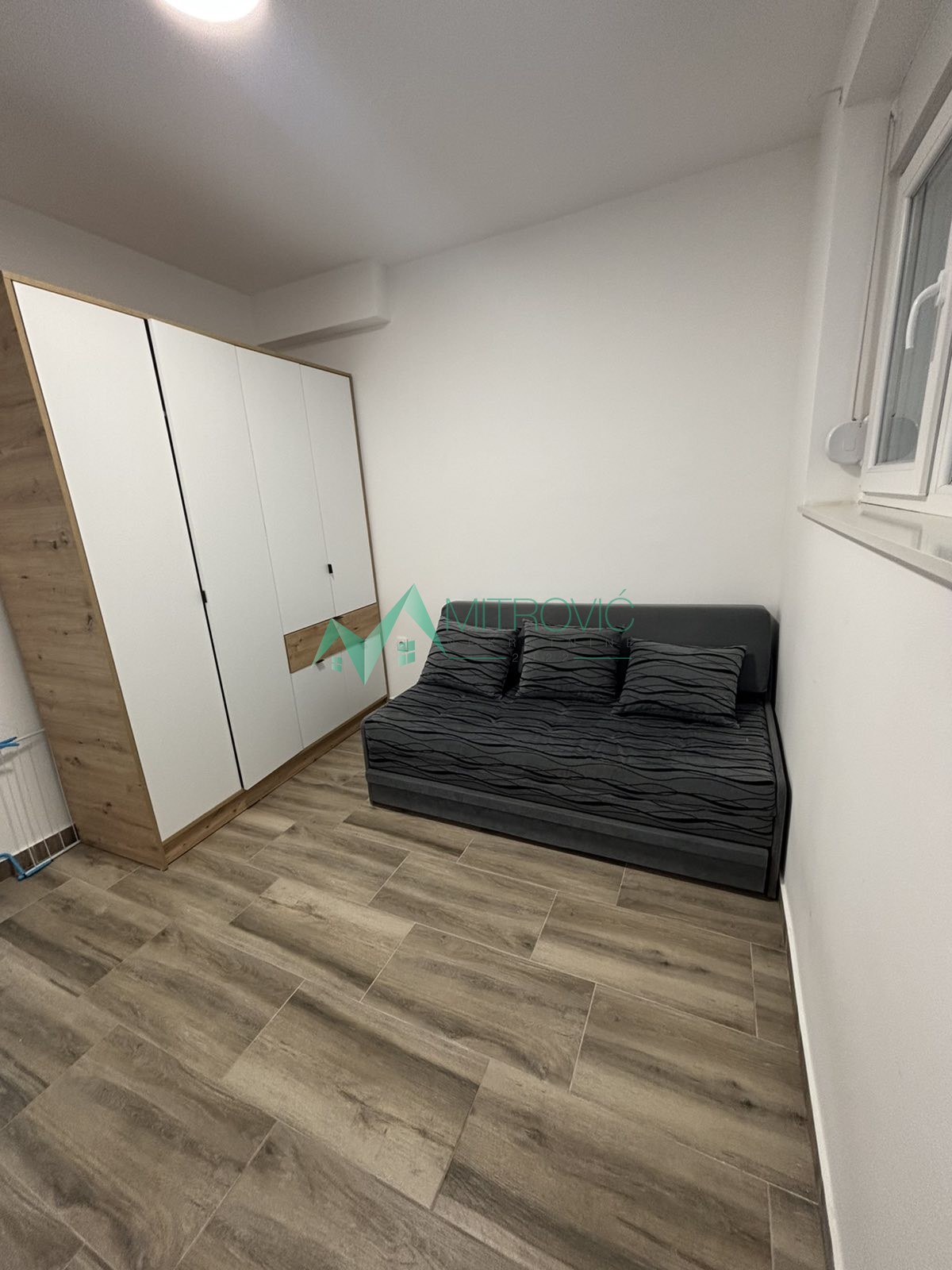 Stan Prodaja Novi Sad  37 m2