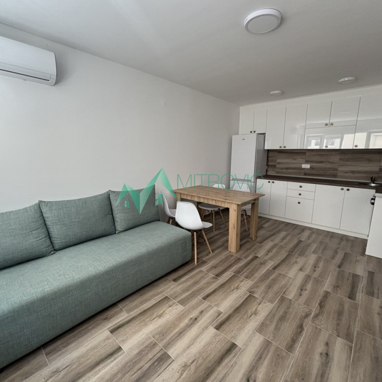 Stan Prodaja Novi Sad  37 m2