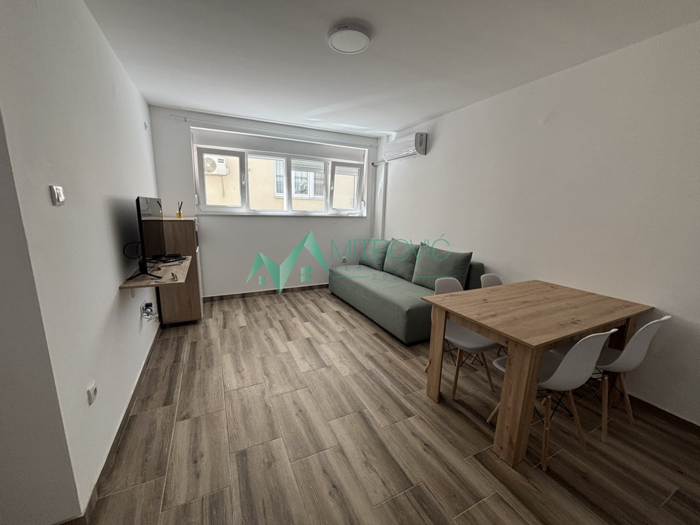 Stan Prodaja Novi Sad  37 m2