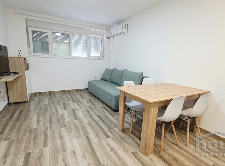 Stan Prodaja Novi Sad  38 m2