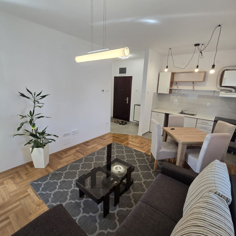 Stan Prodaja Novi Sad  37 m2