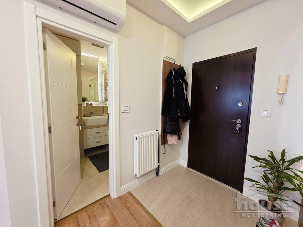 Stan Prodaja Novi Sad  48 m2