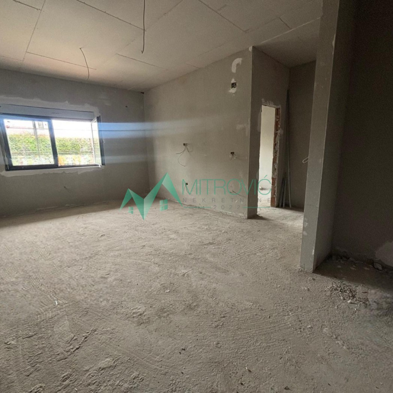 Stan Prodaja Petrovaradin  45 m2