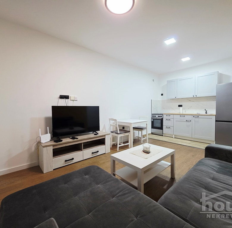 Stan Prodaja Novi Sad  38 m2