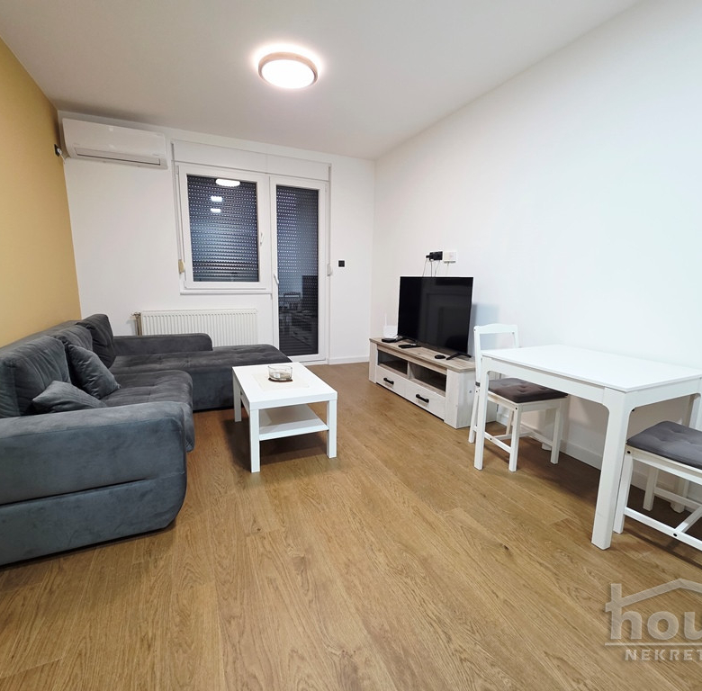 Stan Prodaja Novi Sad  38 m2