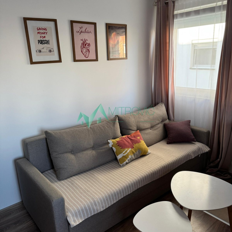 Stan Prodaja Novi Sad  27 m2
