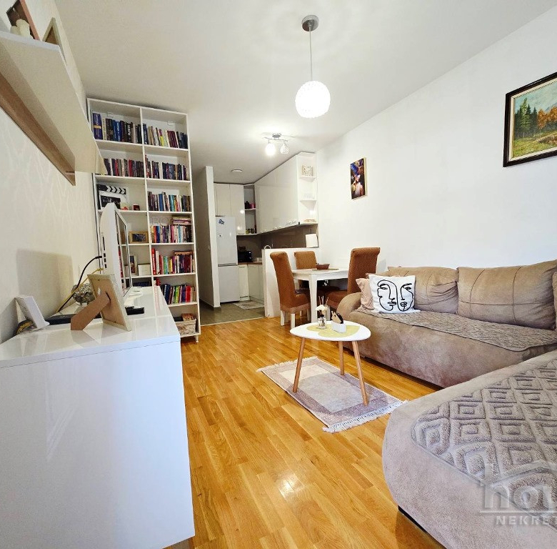 Stan Prodaja Novi Sad  40 m2