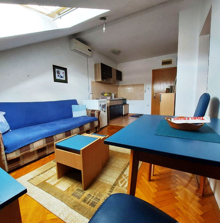 Stan Prodaja Novi Sad  27 m2