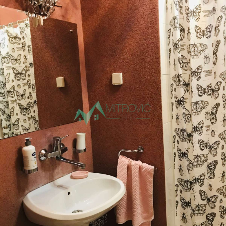Stan Prodaja Novi Sad  30 m2